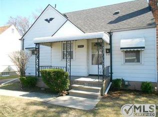 21786 Cushing Ave, Eastpointe, MI 48021