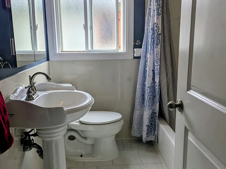 3532 Lyon Ave — Photo 13
