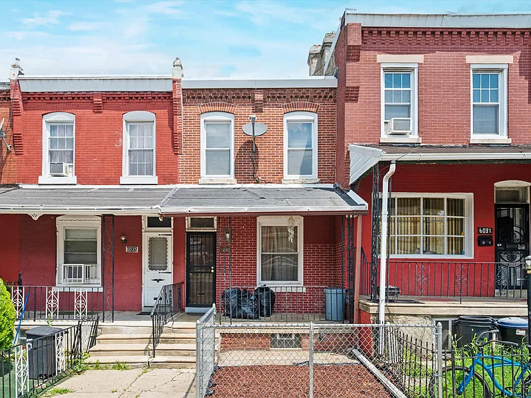 6033 Kershaw St — Photo 1