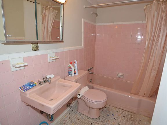 2nd image of 10027 Mosby Woods Dr APT 146