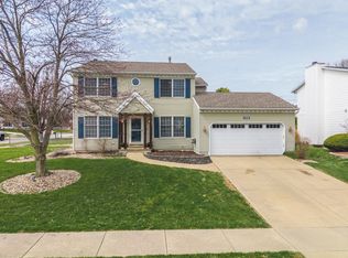 1418 Mill Creek Rd, Bloomington, IL 61704