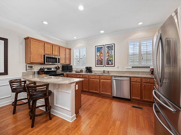 5th image of 3460 Pampas Dr. #C