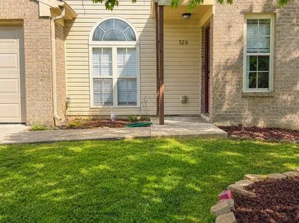 326 Douglas Ct, Richmond, KY 40475