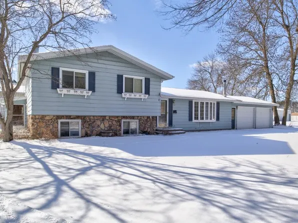 321 Oak St, Peshtigo, WI 54157
