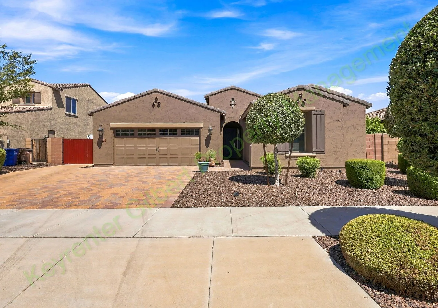 Beautiful Queen Creek Home with Private Pool, Den & Prime Location! — Photo 1