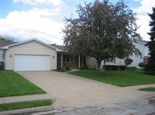 1470 7th Ave S, Clinton, IA 52732