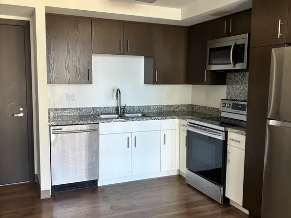 988 Halekauwila St, Honolulu, HI