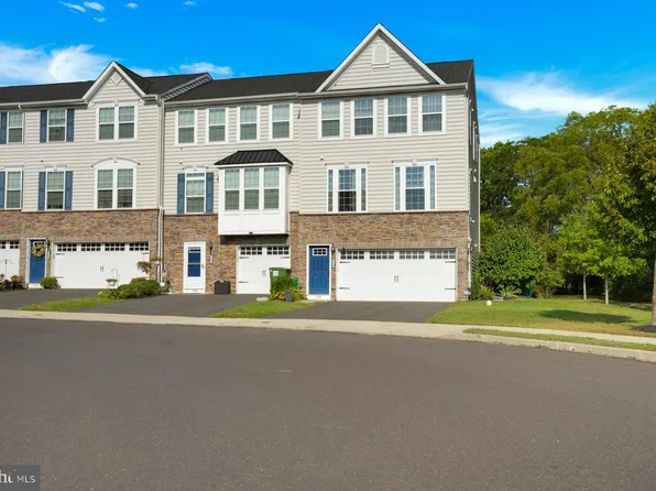 1758 Lydia Dr, Hatfield, PA 19440