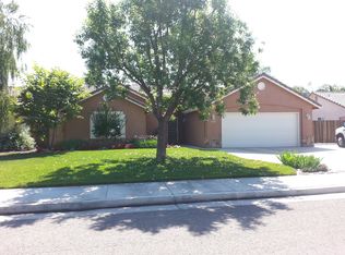 1318 Salisbury St, Porterville, CA 93257