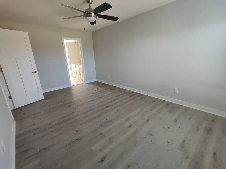 2768 Clover Ridge Dr — Photo 17