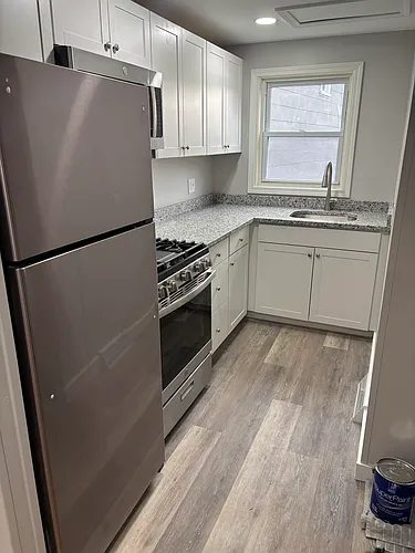 340 Main St #1W Photo 1