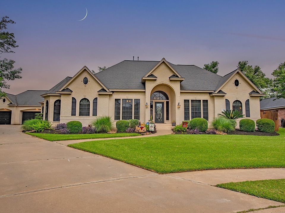 1st image of 56 English Oak Ct