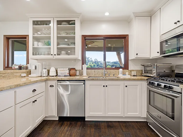 2813 Pacific View Trl — Photo 6