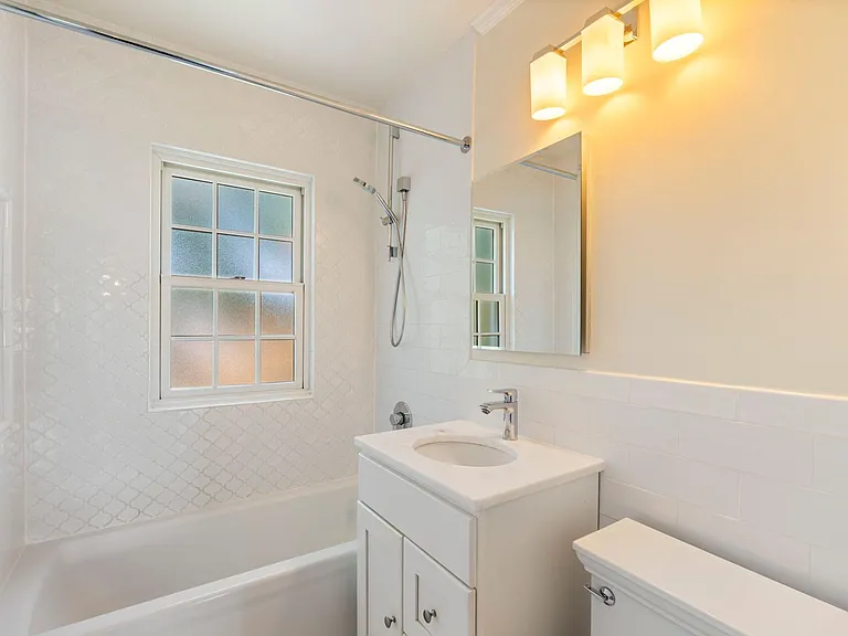 600 Bashford Ln #2333 — Photo 17
