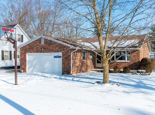 131 Maple Ln, Mansfield, OH 44906