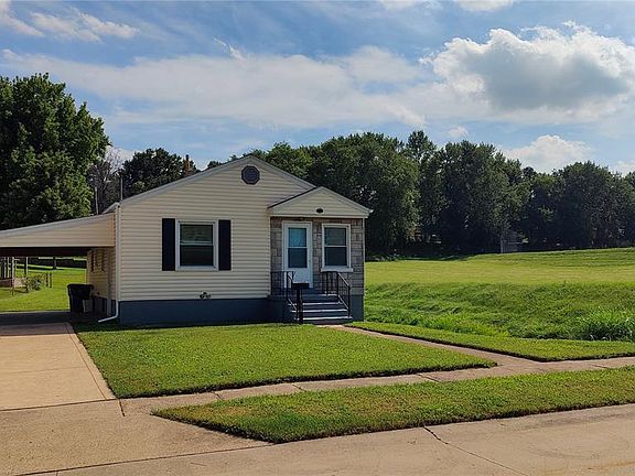 2nd image of 10314 Millwood Ave