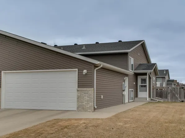 2509 8th Ct W, West Fargo, ND 58078