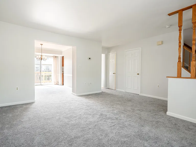 404 Terry Ct #B3 — Photo 7