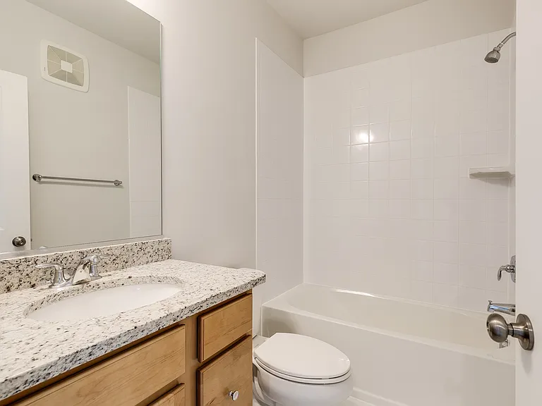 713 McCormick Farm Dr #A — Photo 14