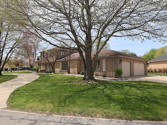 4th image of 1661 Brookwood Dr