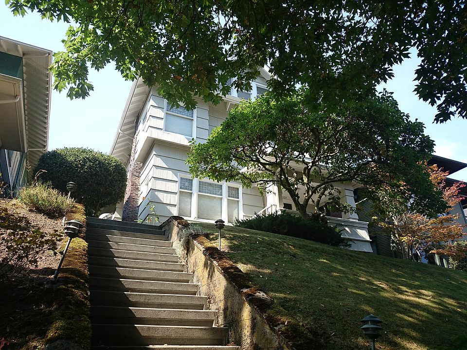 2nd image of 1509 16th Ave E