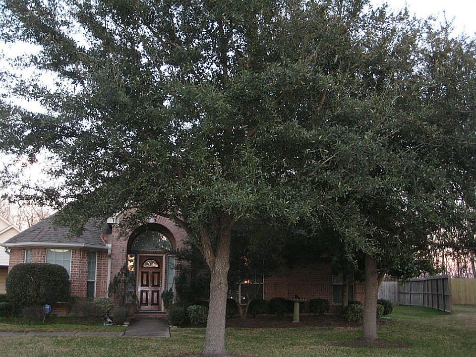 1st image of 1702 Bear Creek Cir