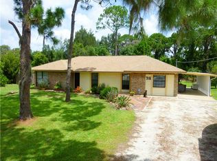 316 Blackburn Rd, Nokomis, FL 34275