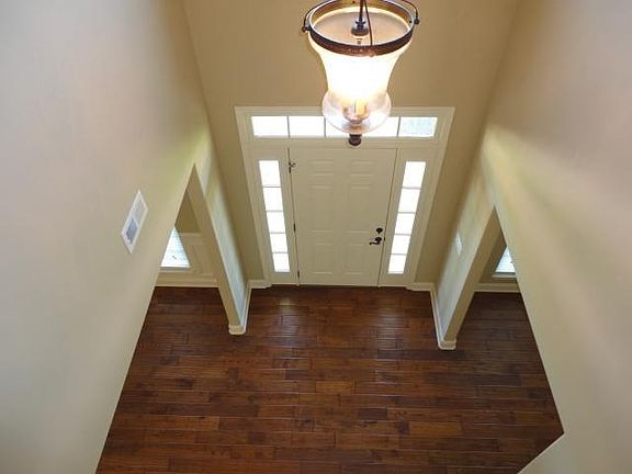 4th image of 1330 Sloping Hill Ln