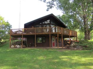 8751 37th St SE, Jamestown, ND 58401