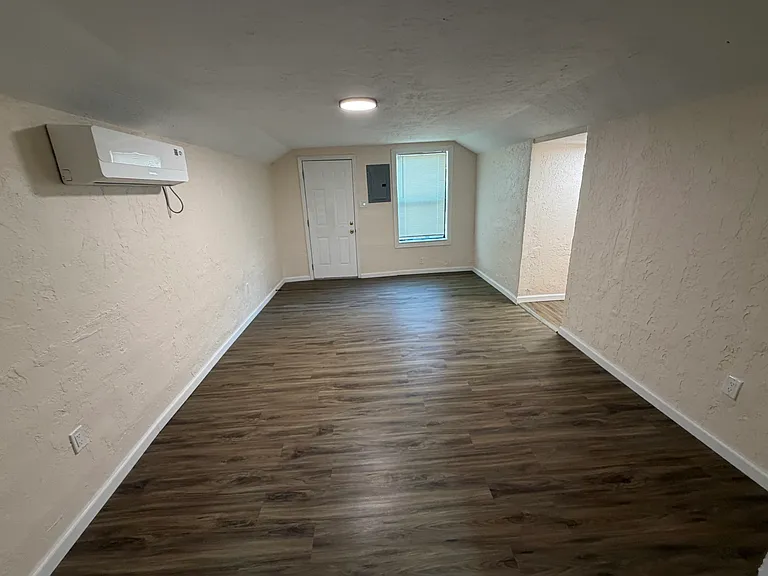 1507 NW Columbia Ave #B — Photo 4