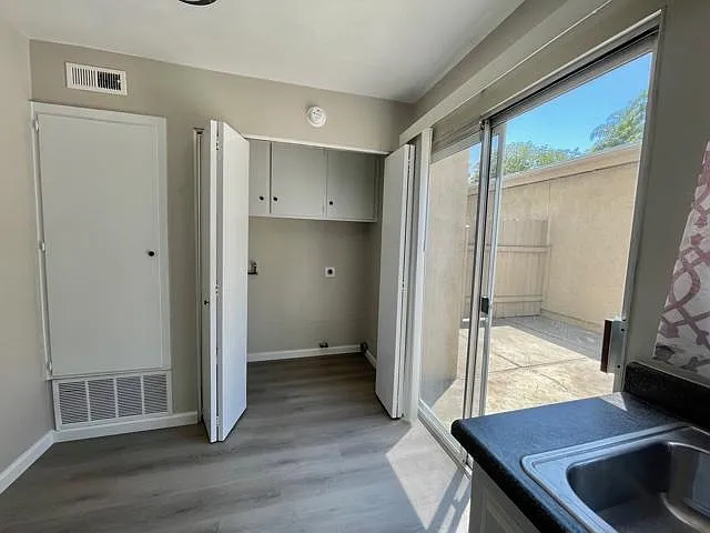 8259 Roy St — Photo 5