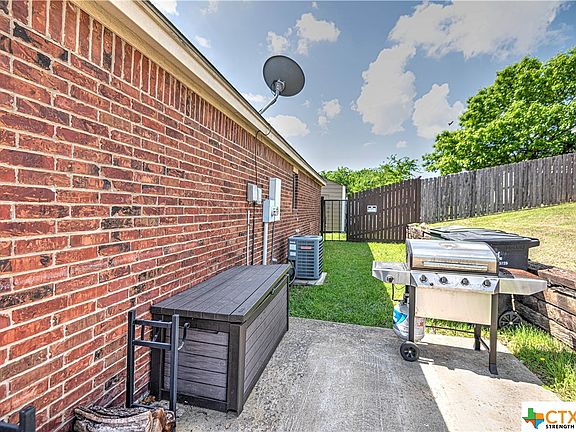 5th image of 5019 Williams Dr
