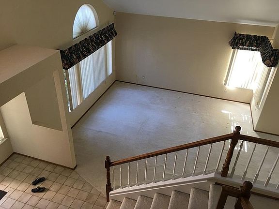 5th image of 1595 Deer Run Ln