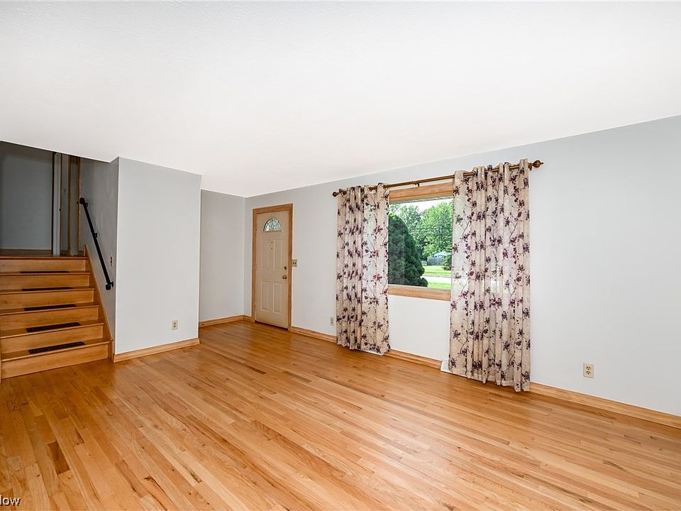 8063 Bellflower Rd, Mentor, OH 44060 Zillow