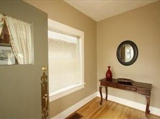 307 NW 70th St, Seattle, WA 98117