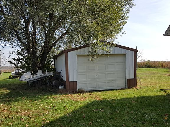 3rd image of 400 S 12th St