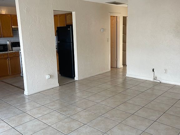 2nd image of 415 N Halifax Ave APT 204