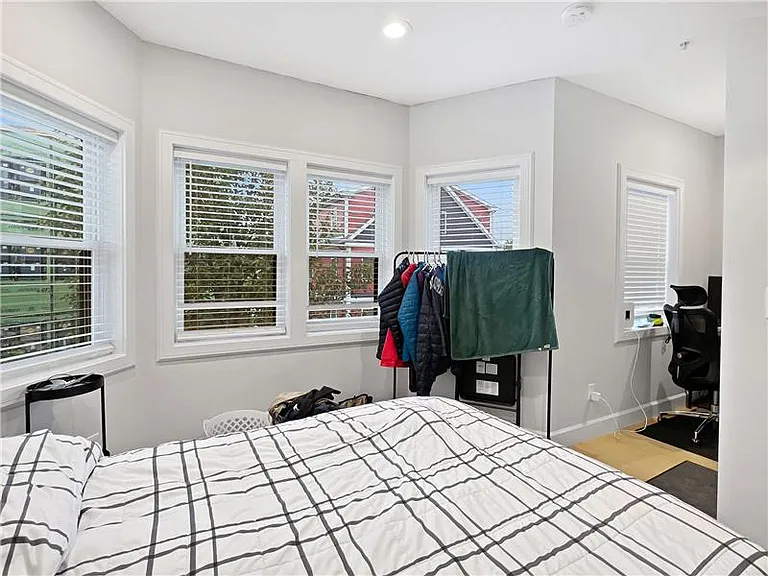 56 Robey St — Photo 20
