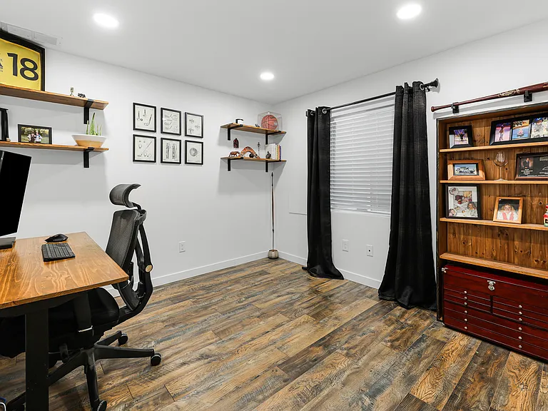 256 N Pier Ln — Photo 31