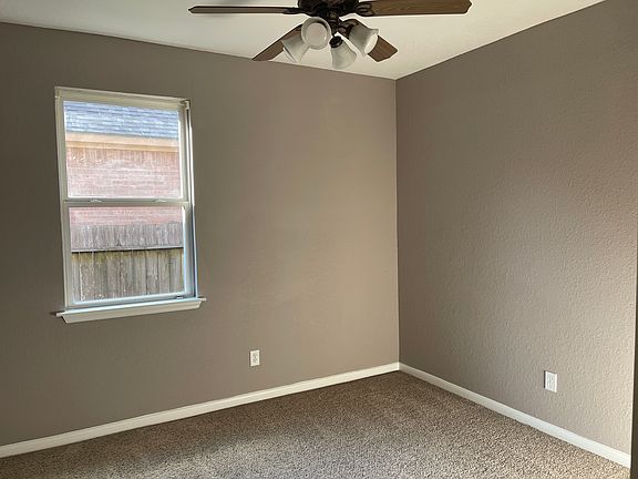 5th image of 6742 Glenkirk Pl