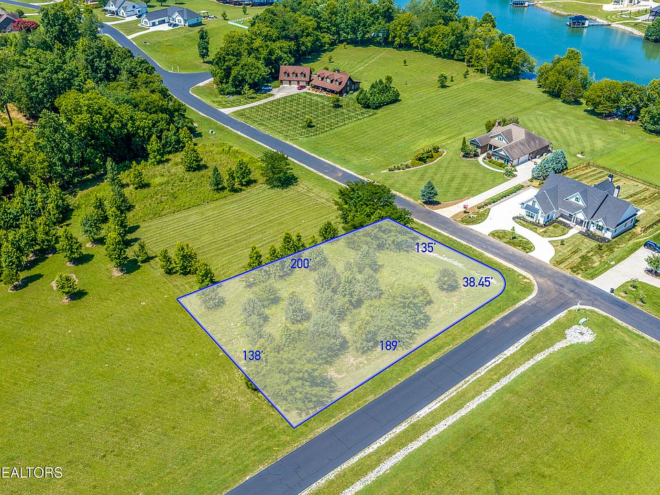 1st image of 271 W Shore Dr