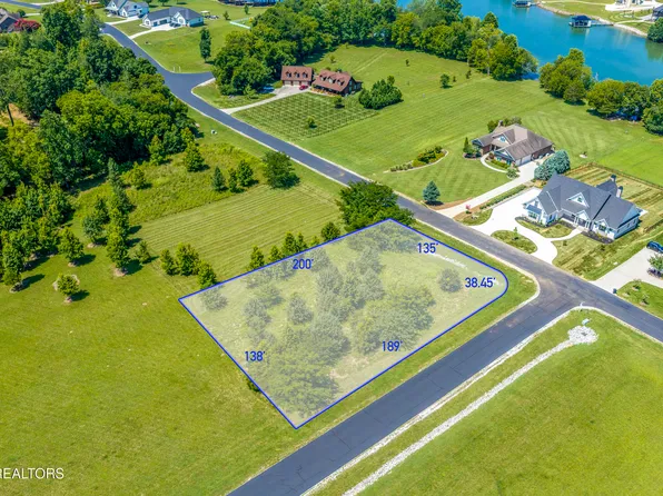271 W Shore Dr, Rockwood, TN 37854