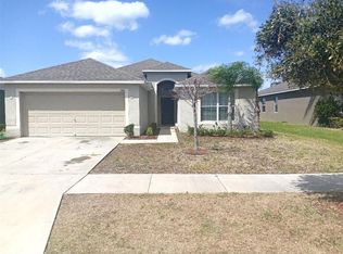 748 Tanana Fall Dr, Ruskin, FL 33570