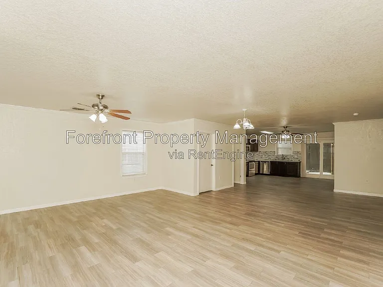 5915 Iris Isle — Photo 4