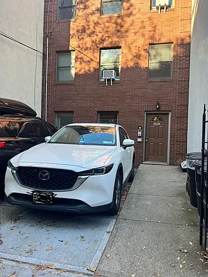 Rented by Daniel Gale Sotheby's International Realty | media 10