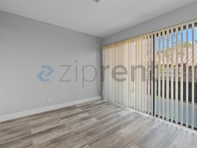 5056 S Rainbow Blvd #203 — Photo 12