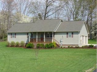 441 Fox Trace Ln, Livingston, TN 38570