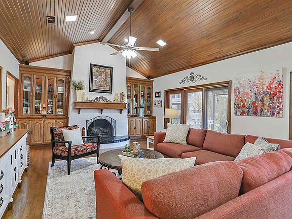 5th image of 205 Deerfield Club Dr