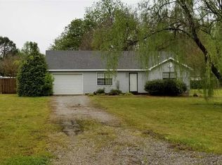 808 Farm Creek Rd, Jonesboro, AR 72404