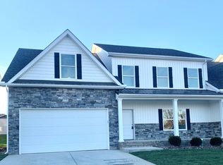 35 Cottage Ln, Hurricane, WV 25526